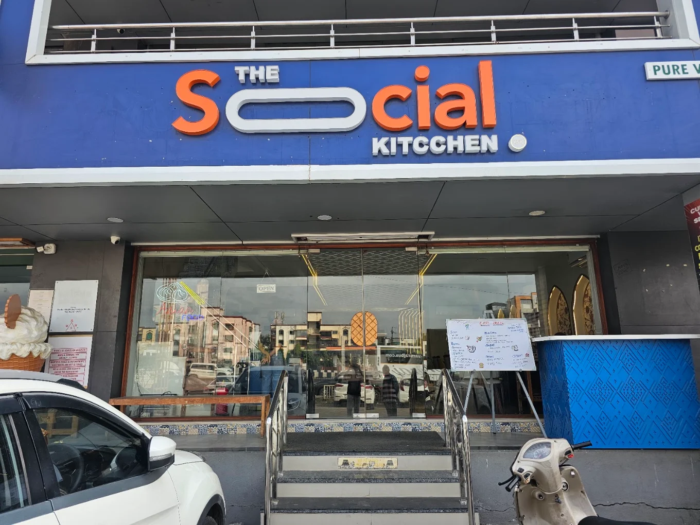 Restaurant Facade